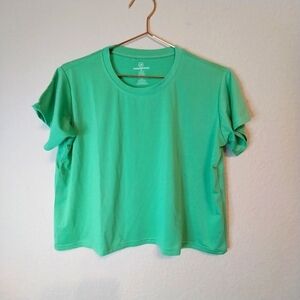 Realessentials Women Crop Athletic style/Sport Tee shirt colo Green. Sz M